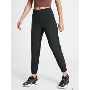 ATHLETA Brooklyn joggers black size 4